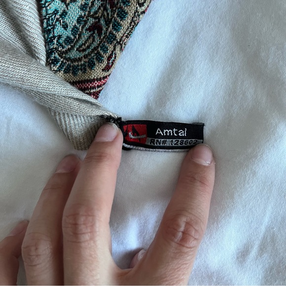 Amtal Pashmina Patterned Scarf/Wrap - Picture 3 of 4